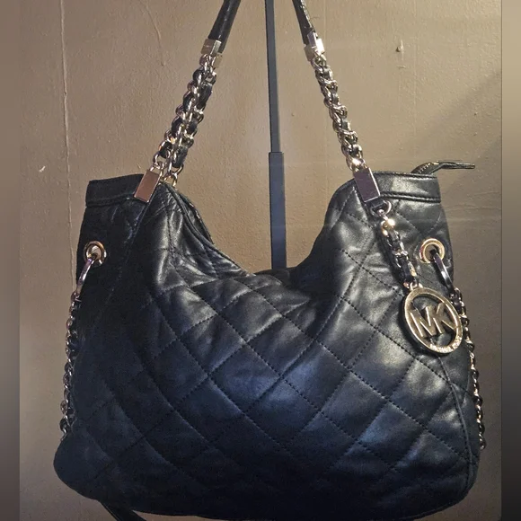 Michael Kors Susannah Black Quilted Leather Shoulder Bag with Chain Straps - Picture 2 of 16